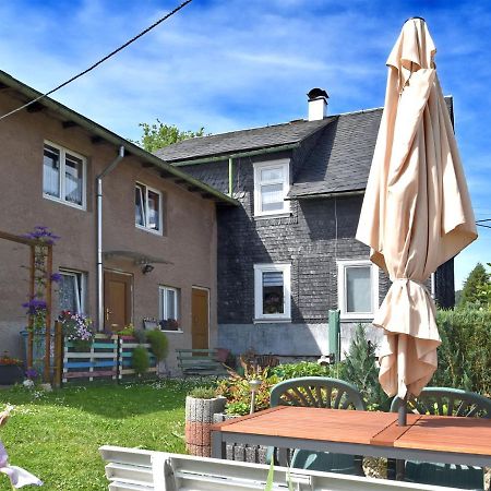 Cozy Apartment In Altenfeld With Garden Eksteriør billede