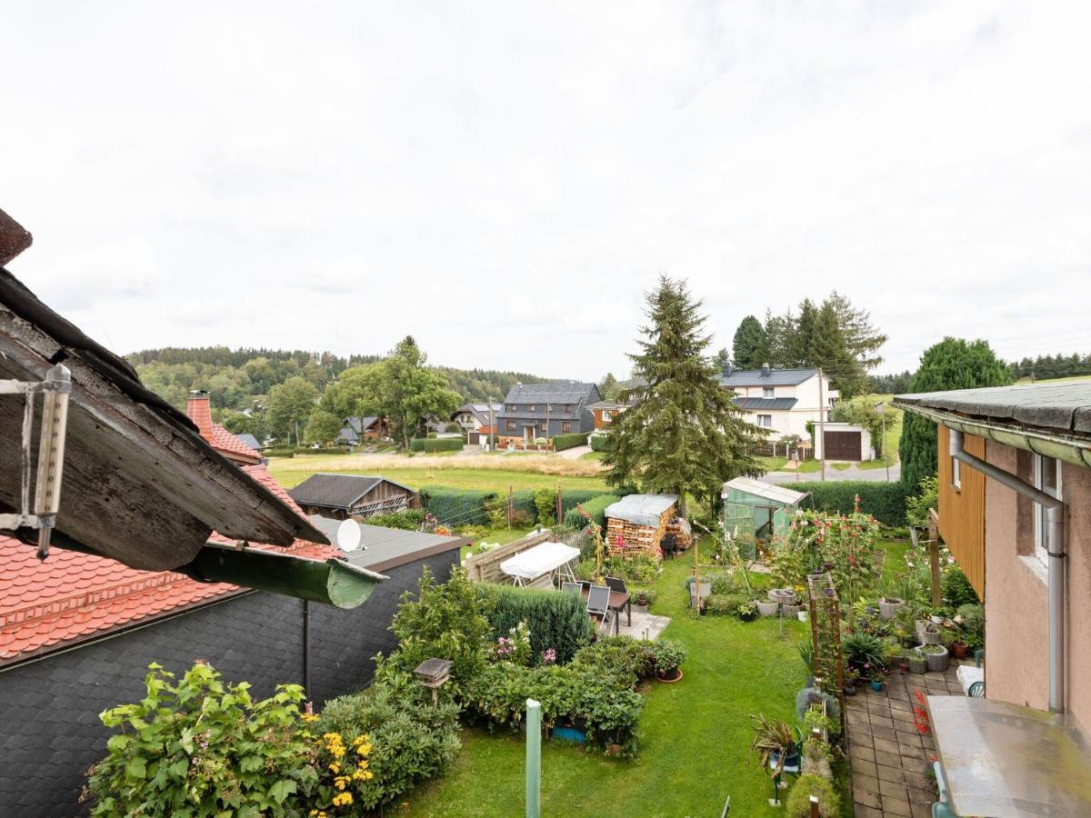Cozy Apartment In Altenfeld With Garden Eksteriør billede
