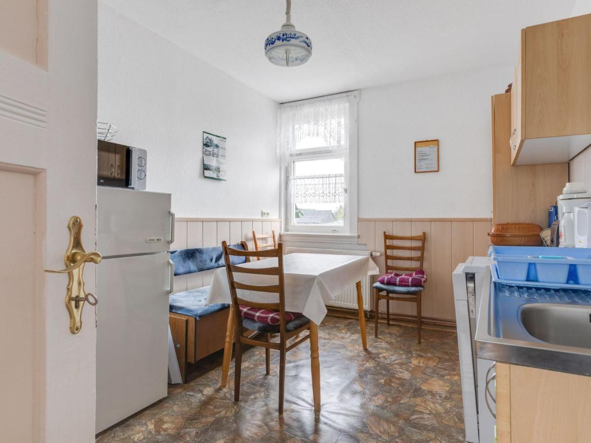 Cozy Apartment In Altenfeld With Garden Eksteriør billede