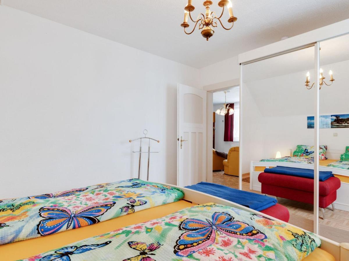 Cozy Apartment In Altenfeld With Garden Eksteriør billede