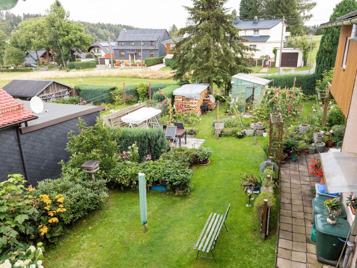 Cozy Apartment In Altenfeld With Garden Eksteriør billede