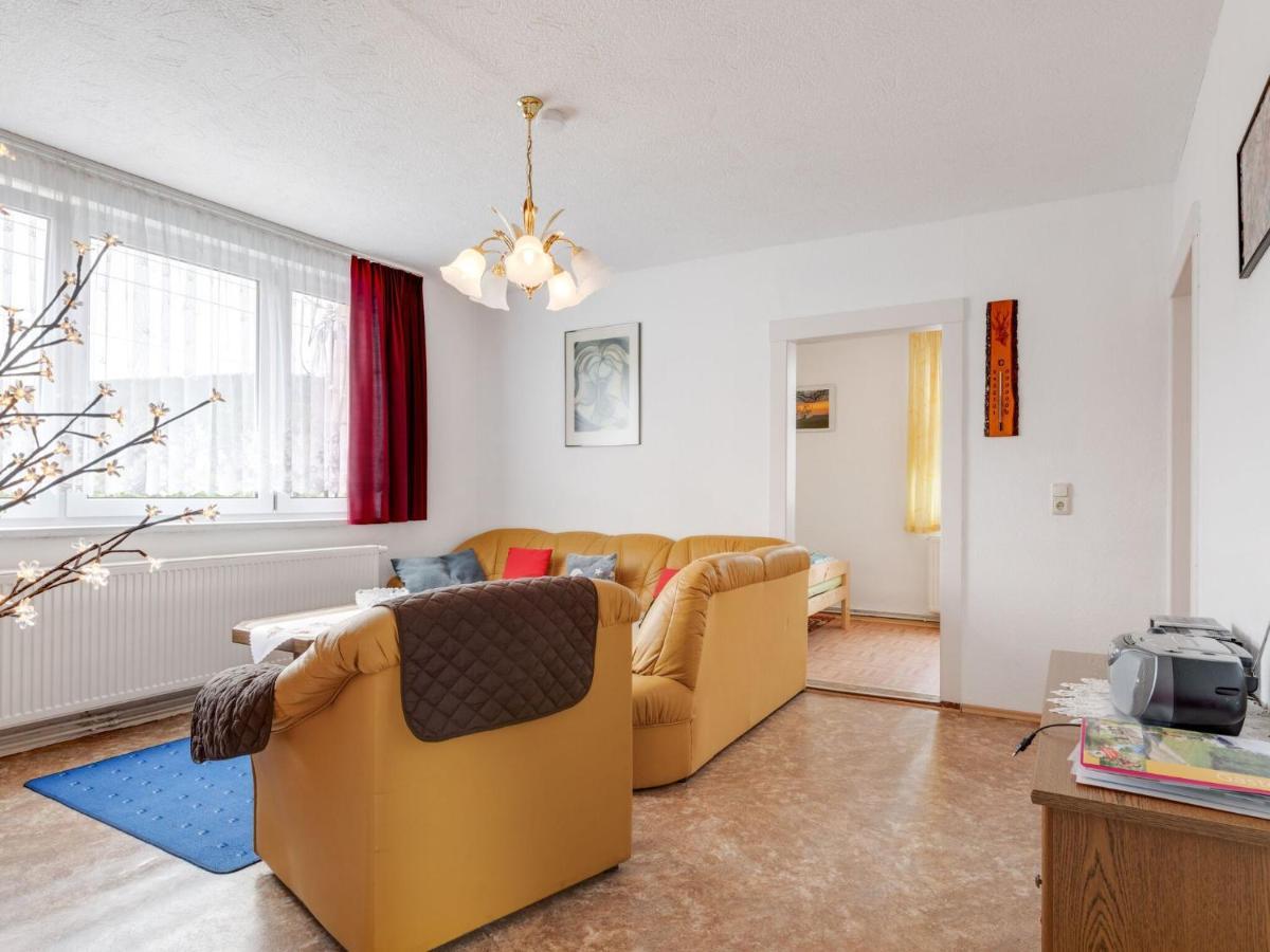 Cozy Apartment In Altenfeld With Garden Eksteriør billede